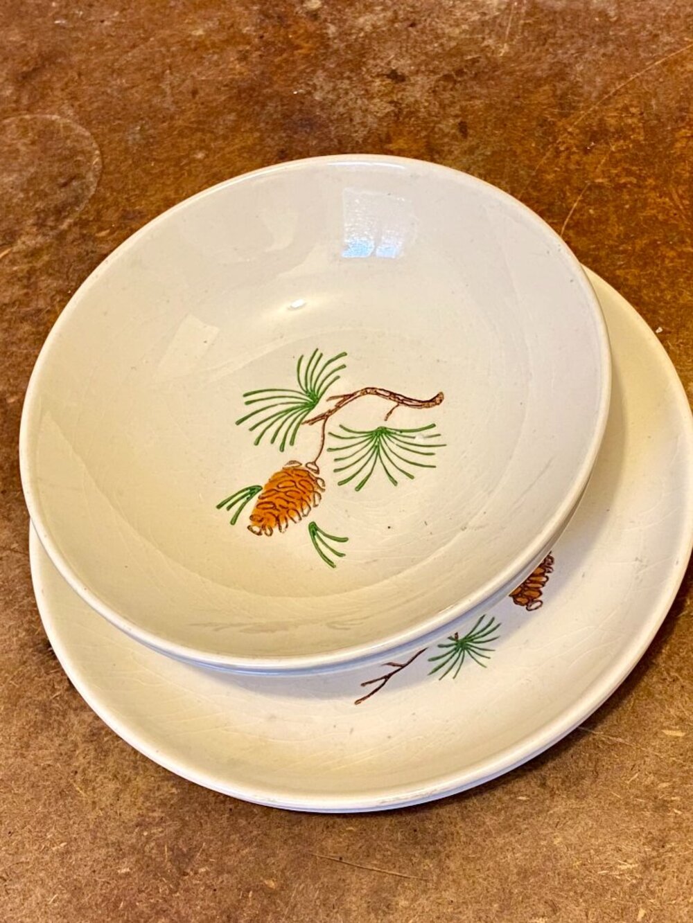 VTG Stetson Marcrest Misty Pine Berry 2 Dessert Bowls 2 Bread Plates MCM